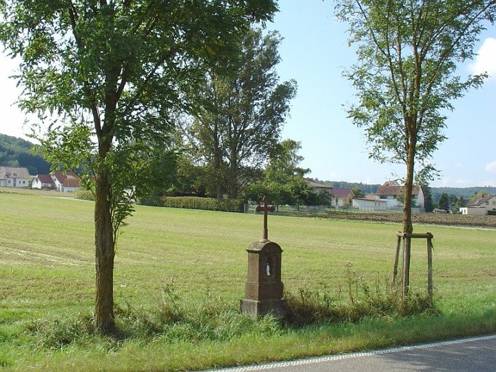 Kreuz_18_Richtung_Ehingen.JPG