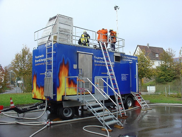 Branduebungscontainer_2007_07.jpg