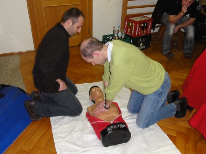 20110204_ErsteHilfeKurs_05.JPG