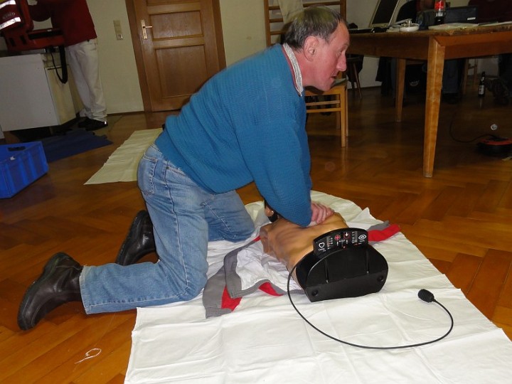 20110204_ErsteHilfeKurs_06.JPG